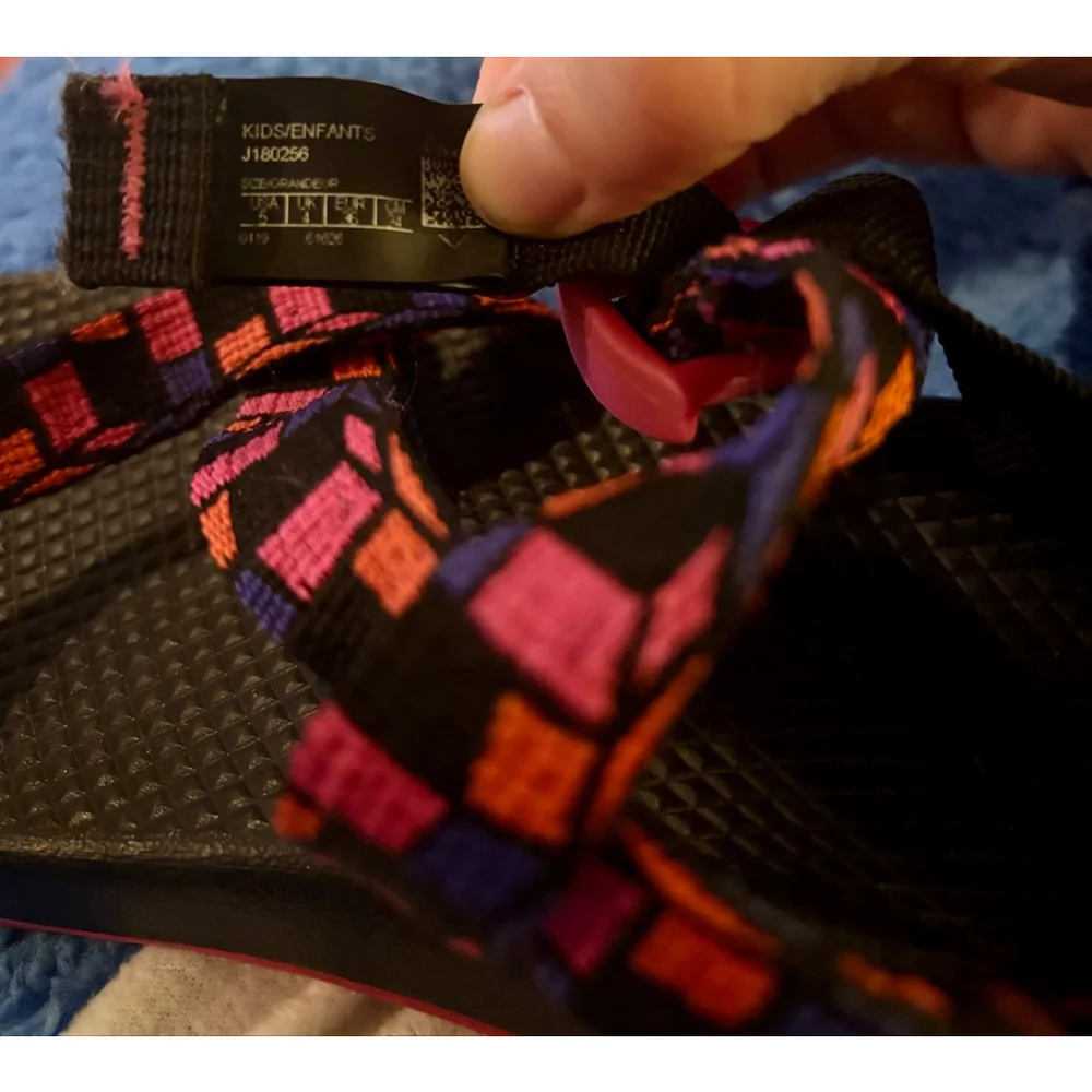 Chaco z/1 eco tread Sandals Black Pink Blue Orange Size 5, woman